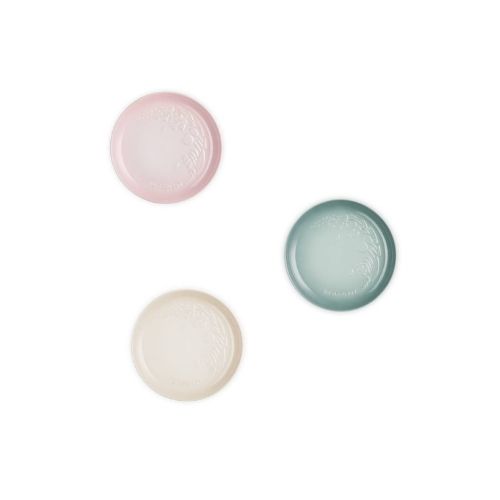 Petite Assiette 22Cm Relief Jardin Meringue / Sea Salt / Shell Pink Le Creuset